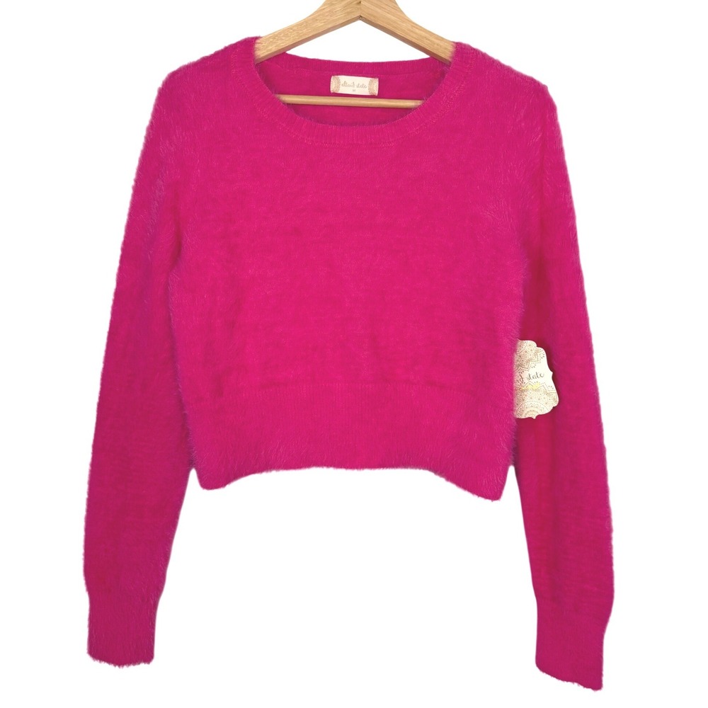 Altar'd State Hot Pink Fuzzy Eyelash Knit Cropped Sweater NWT Size M S261288